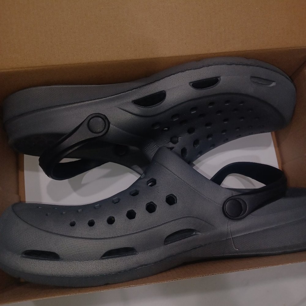 GRAY COMFORTABLE AROUND THE HOUSE SHOES